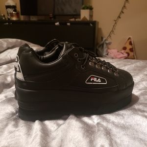Fila | Trailblazer | Platform sneaker | NWOT
